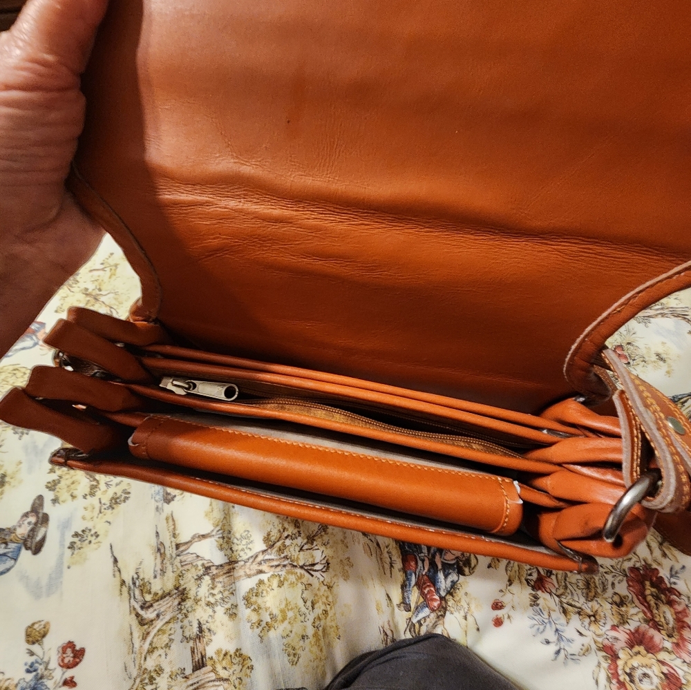 Jerico Handbag - Picture 4 of 4